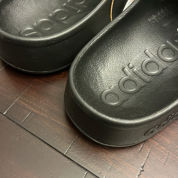 Adidas Adilette Clog Sandals Shoes new black white superstar GZ5886 Mens Sizes - Picture 10 of 11